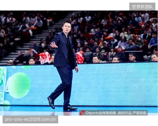 主教练卢伟率上海队创下联盟第一战绩，并追平队史最长的23连胜纪录。